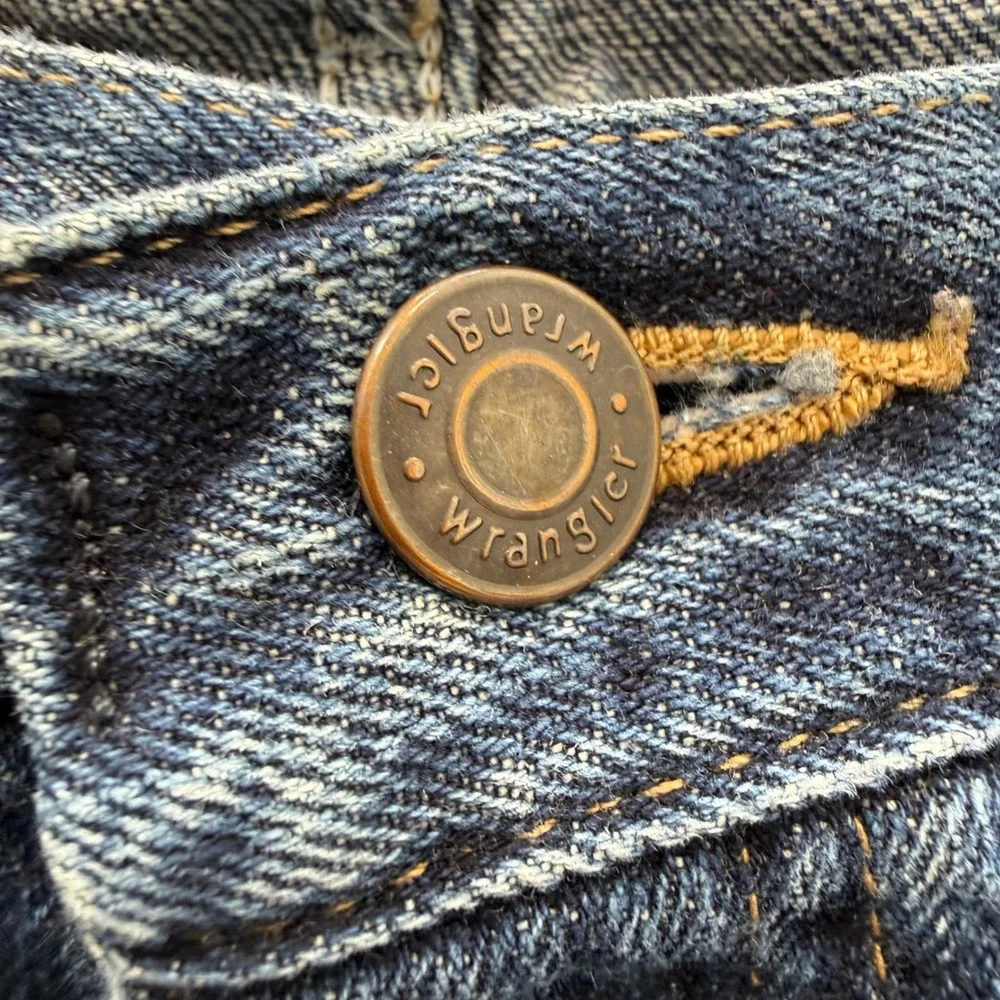 Wrangler straight fit